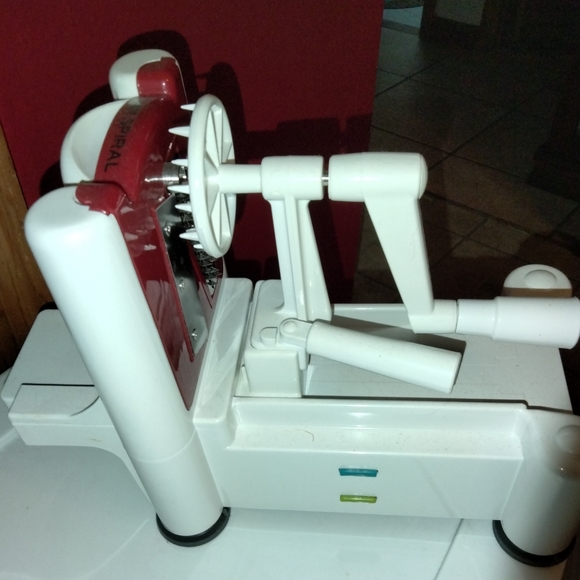 Food Network Spiralizer - Picture 5 of 6